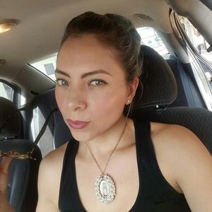 Meet your Posher, Sandra